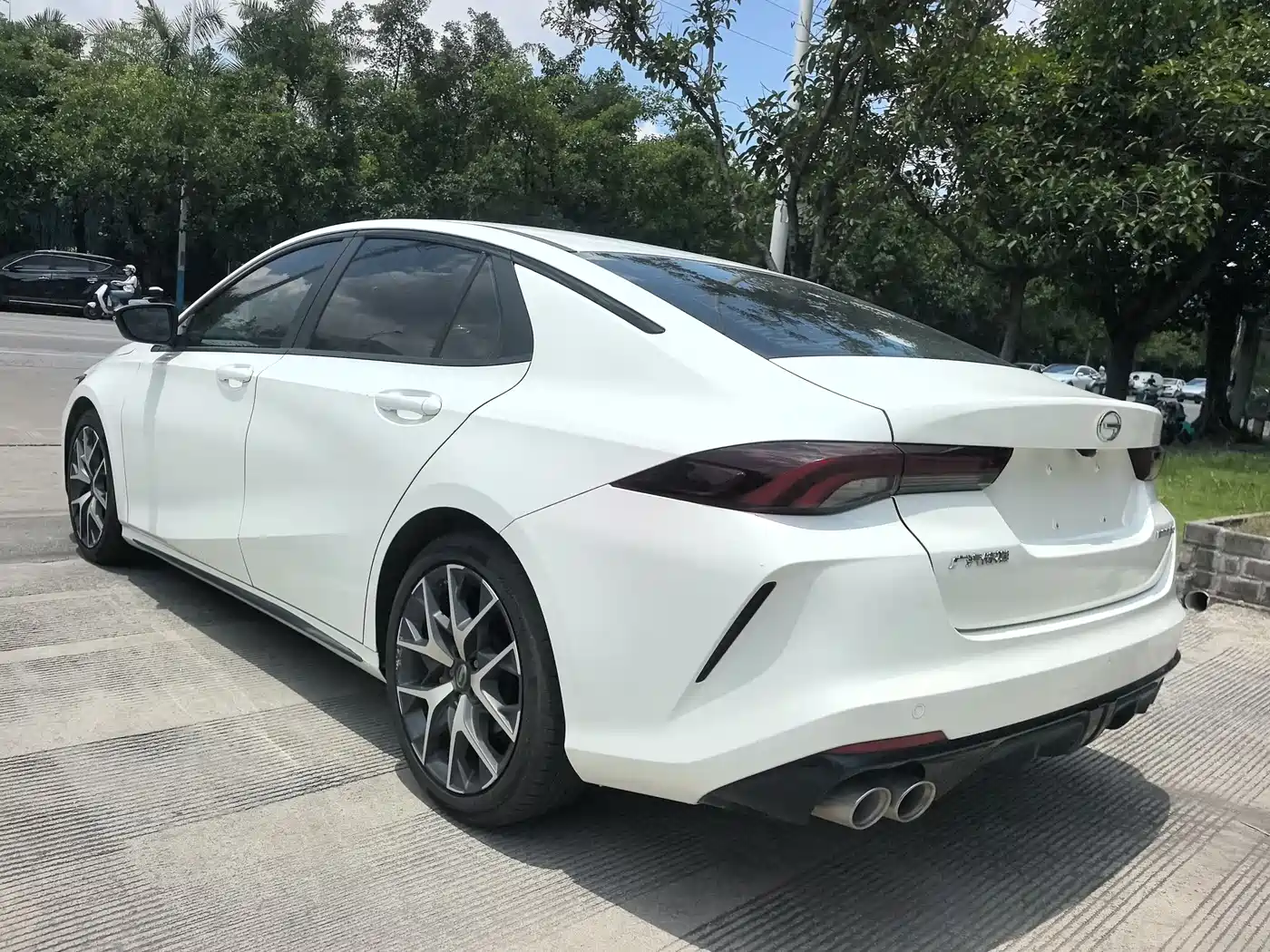 GAC Trumpchi Trumpchi Emkoo 2021 270T DCT J15 Edition фото 11