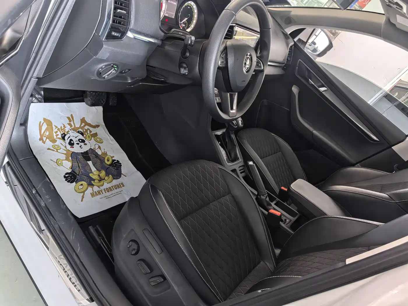 Škoda Karoq 2018 TSI280 Luxury Version China VI фото 8