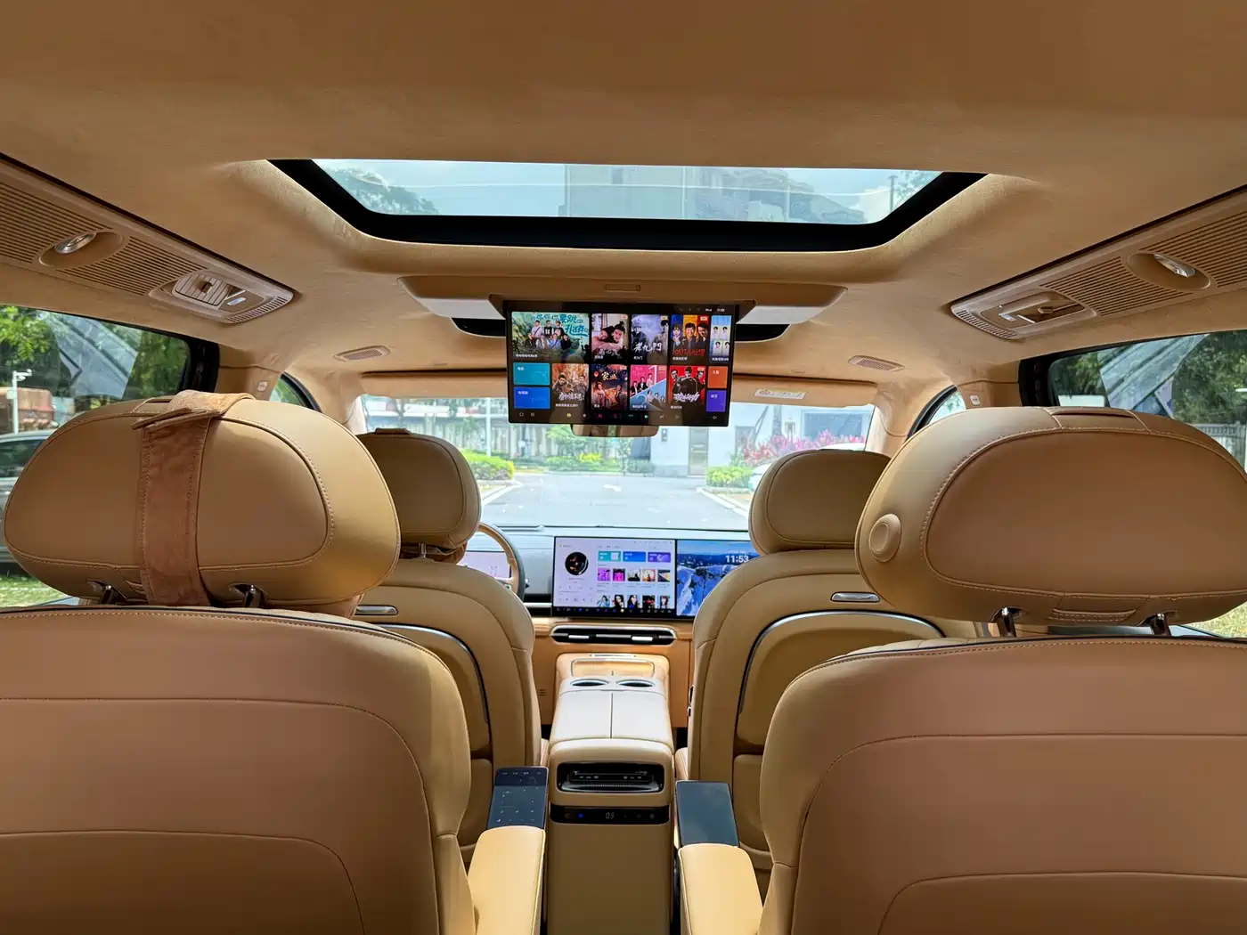 Voyah Auto Voyah Dreamer 2025 PHEV AWD Flagship Kunpeng Edition фото 13