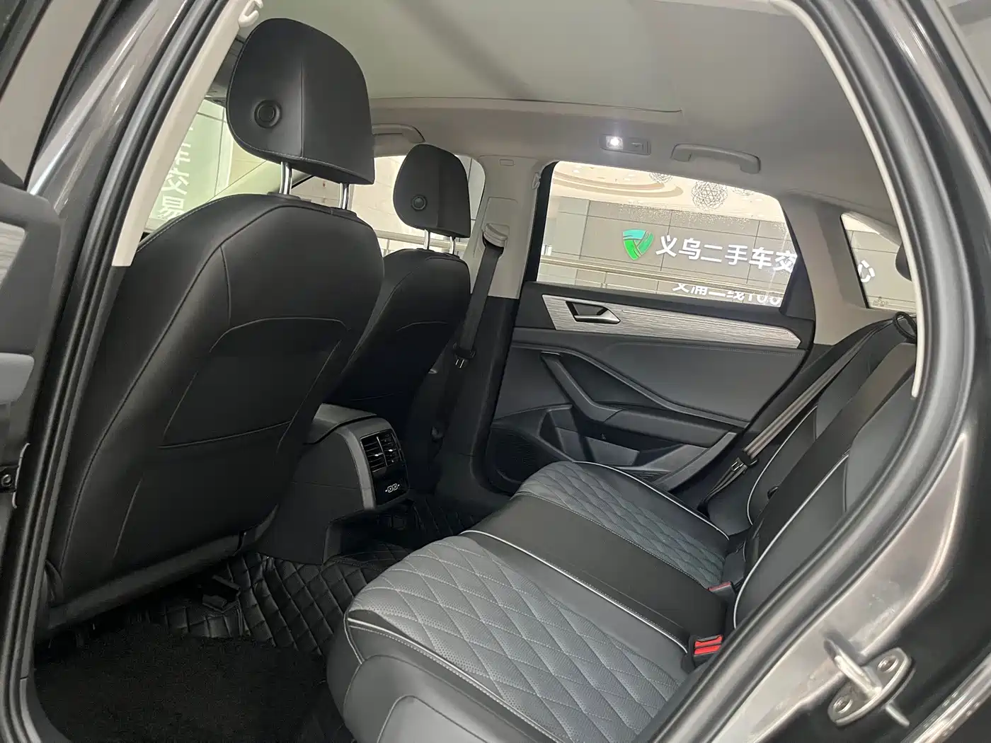 Volkswagen Sagitar, миниатюра 8