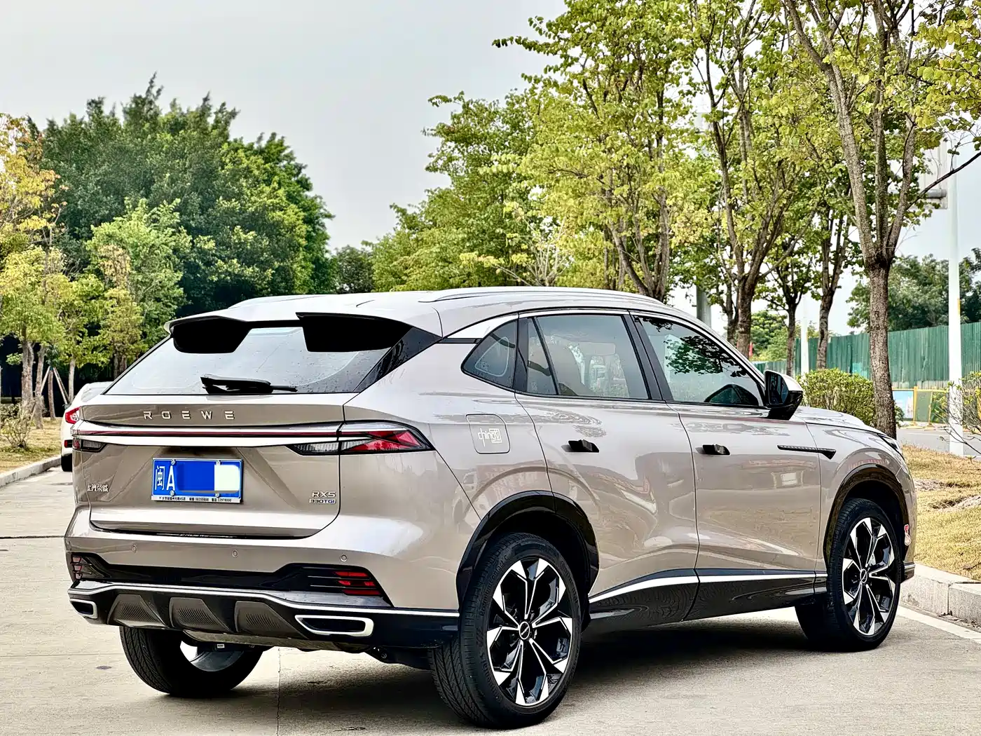 ROEWE RX5