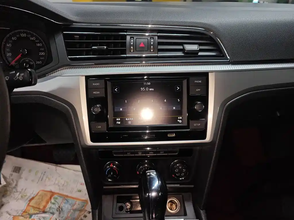 Volkswagen Lamando 2019 230TSI DSG Vision Edition China VI фото 13