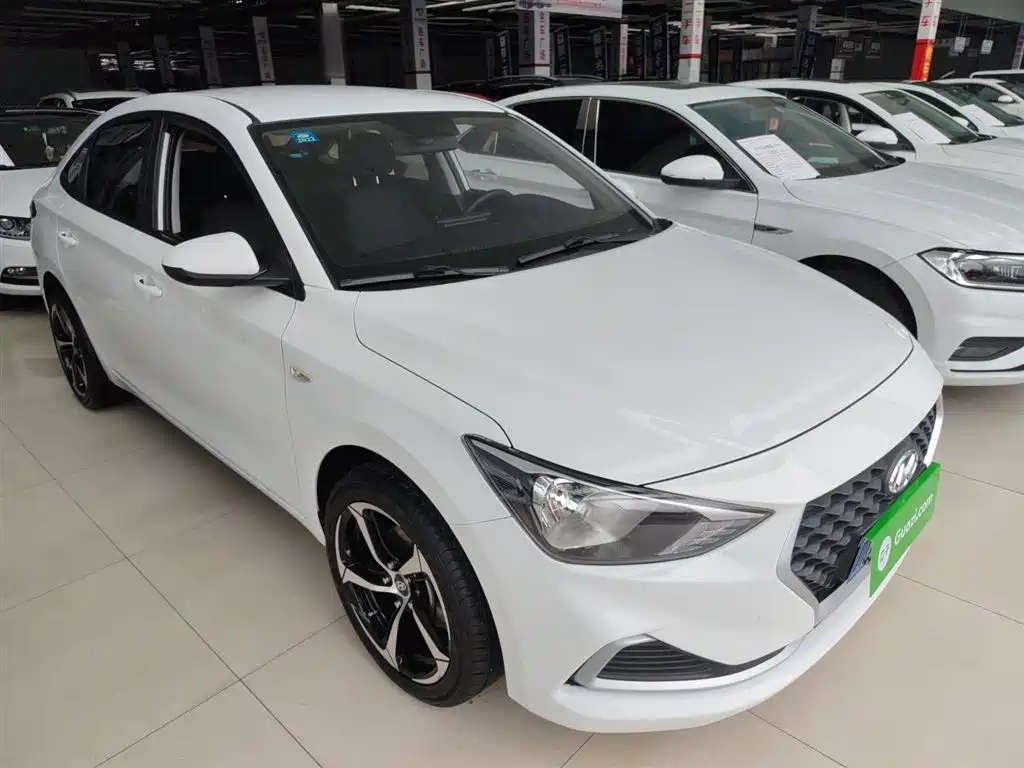 Hyundai Elantra 2020 1.6L Auto GL Pleasing Edition фото 4