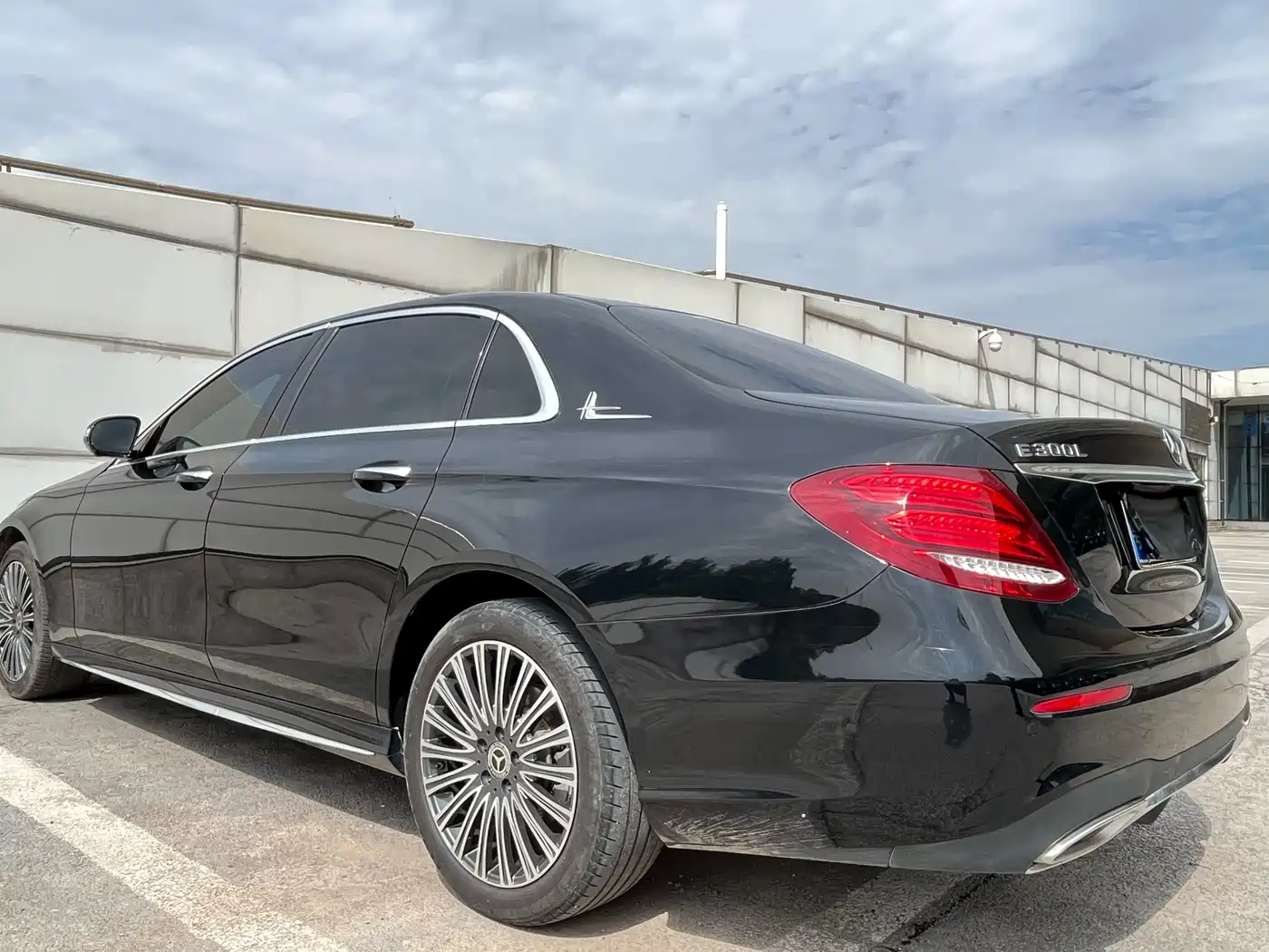 Mercedes-Benz E-Class 2019 Facelift E 300 L Sport Fashion фото 4