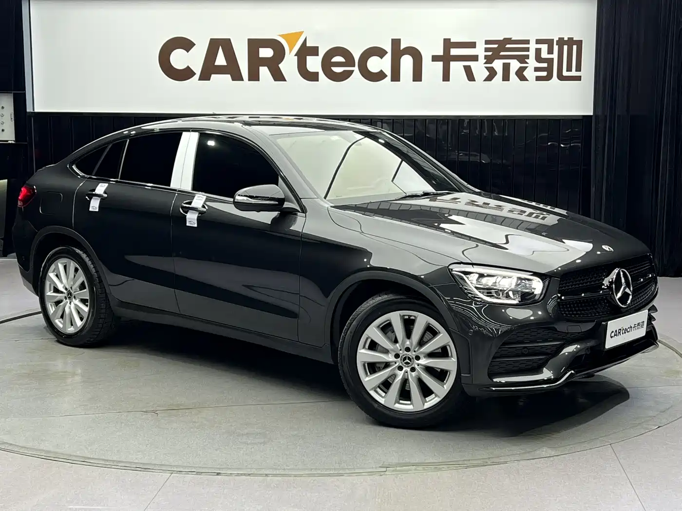 Mercedes-Benz GLC Coupe 2020 GLC 260 4MATIC Coupe SUV фото 2