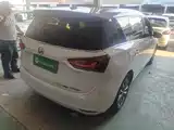 Фото 7 - Buick GL6