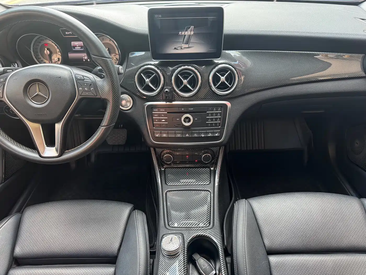Mercedes-Benz GLA 2016 GLA 220 4MATIC Fashion фото 15