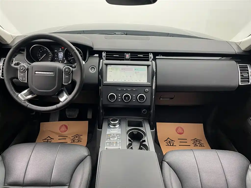 Land Rover Discovery 2018 3.0 SC V6 SE фото 24