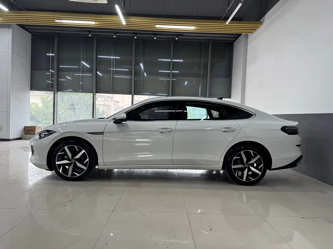 Volkswagen Lamando 2023 Lamando L 280TSI DSG Cool Edition фото 3