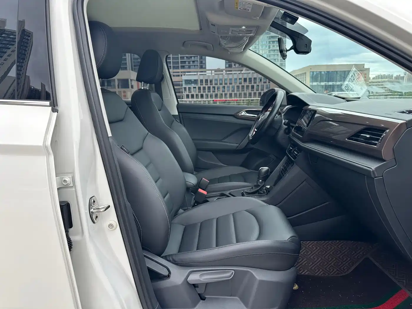 Volkswagen Tharu, миниатюра 20