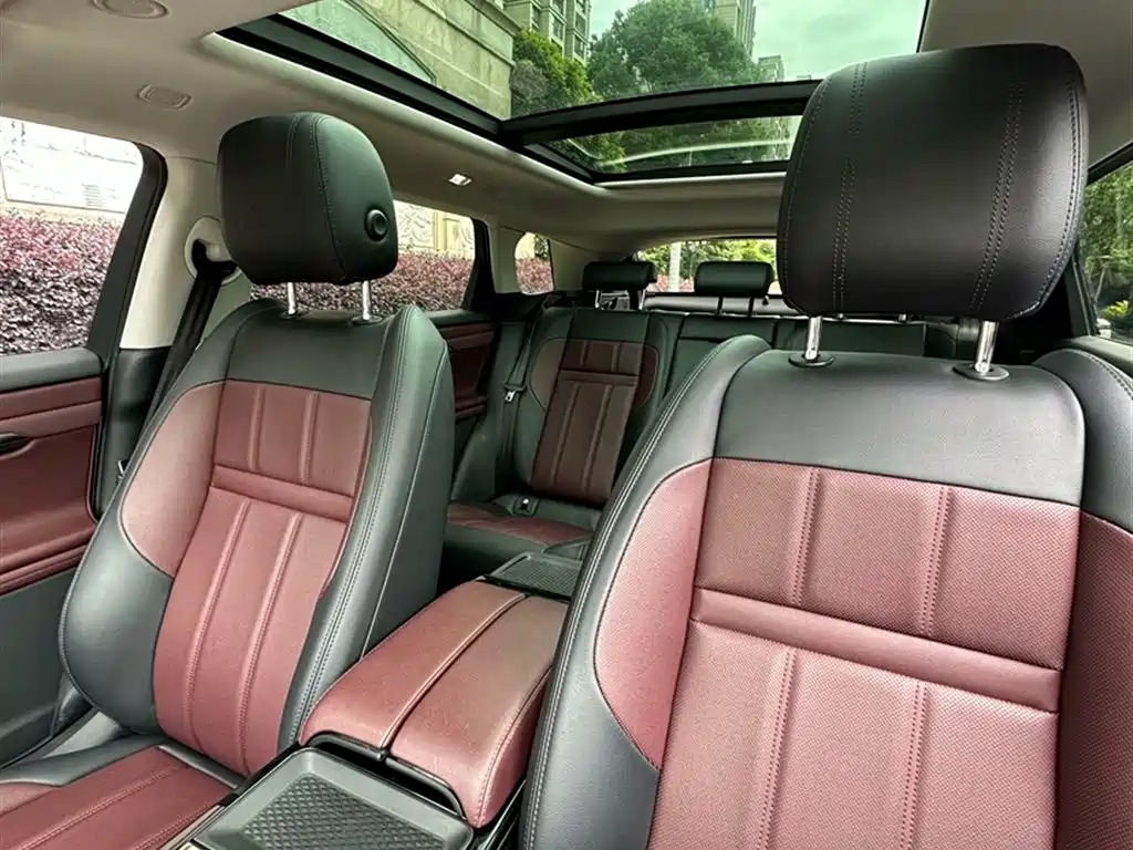 Land Rover Range Rover Evoque 2021 Range Rover Evoque L 249PS R-Dynamic S Performance Edition фото 18