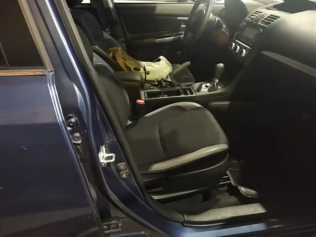 Subaru XV 2017 2.0i Progressive Edition фото 25
