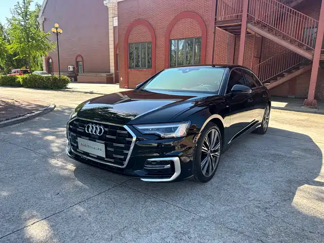 Audi A6L 2023 45 TFSI Premium Selection Dynamic
