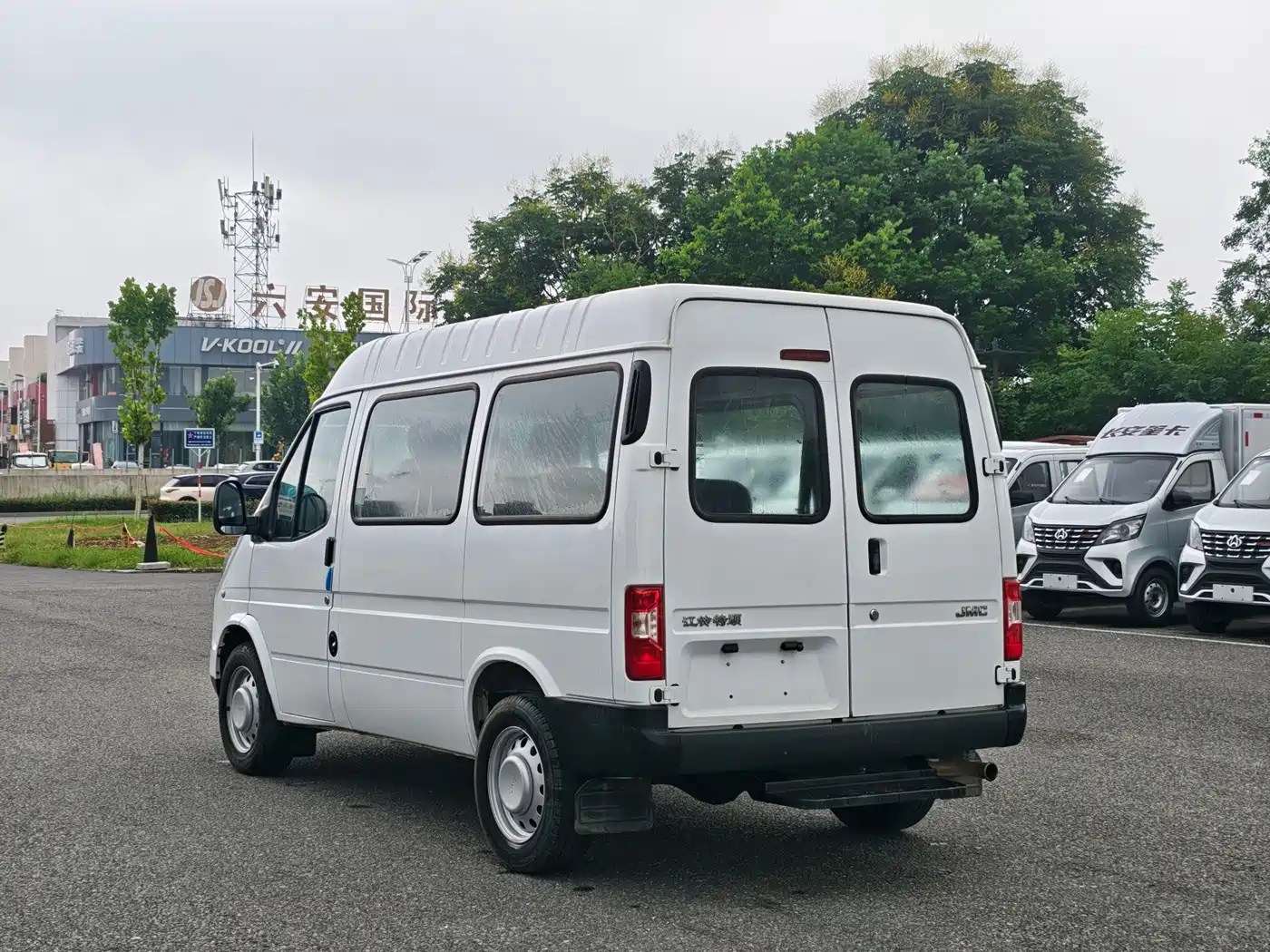 Jiangling Tesun 2022 2021 2.8T Space King Standard Short Wheelbase Medium-High Roof 6-Seater Diesel China VI JX493
