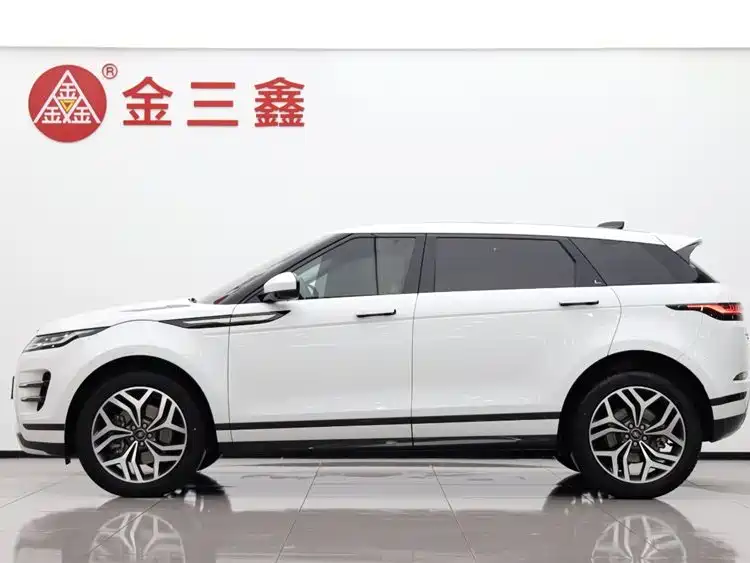 Land Rover Range Rover Evoque 2023 Range Rover Evoque L 249PS Luxury Edition фото 3