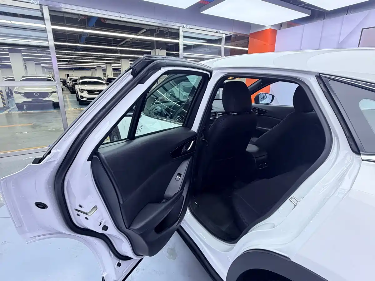 Mazda CX-4 2023 2021 2.0L Auto FWD Skyactiv Explorer Edition