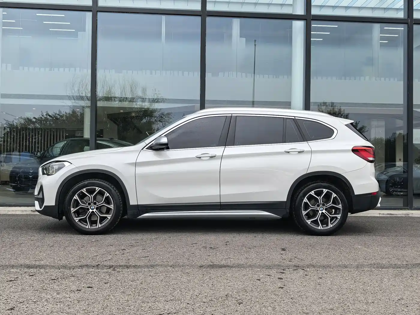 BMW X1 2021 sDrive20Li Exclusive фото 3