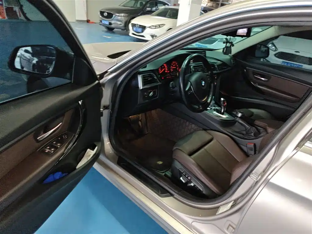 BMW 3 Series 2019 320Li Fashion Type фото 16