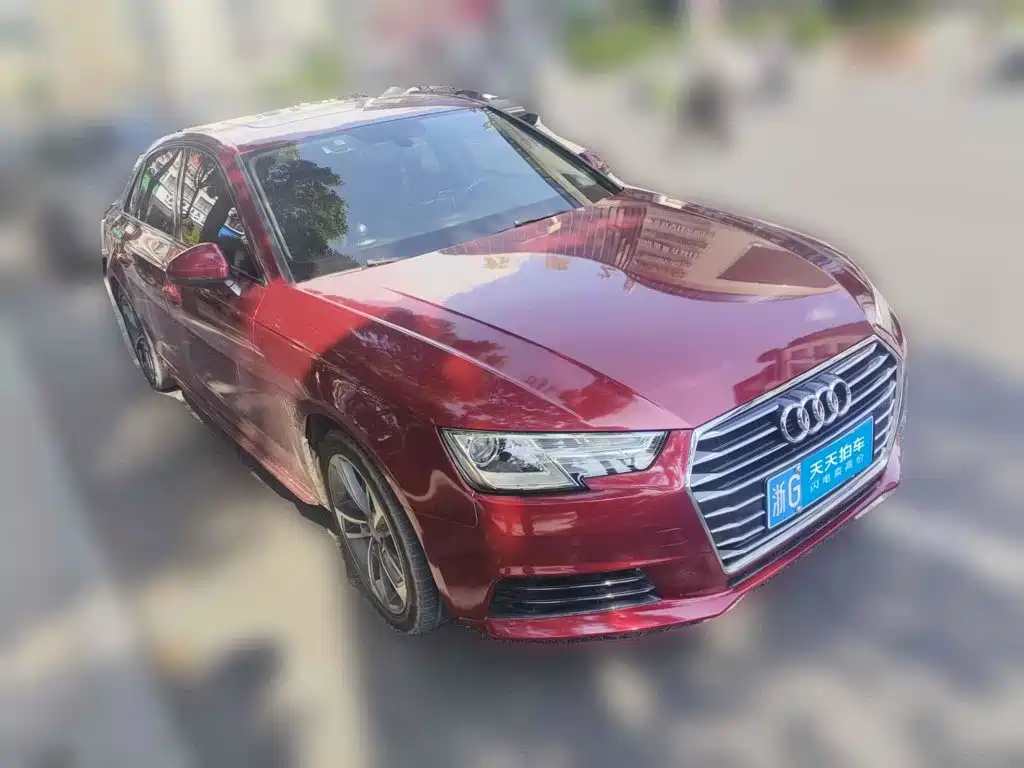 Фото 3 - Audi A4L
