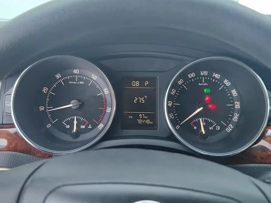 Škoda Superb 2009 1.8TSI Automatic Elegance фото 14