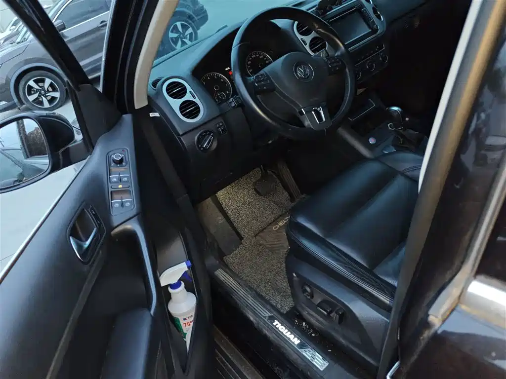 Volkswagen Tiguan 2015 1.8TSI Automatic 2WD Highline фото 16