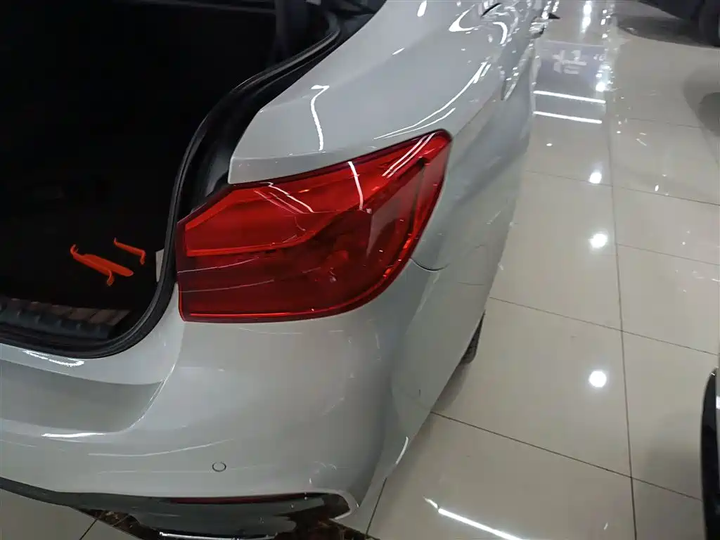 BMW 5 Series 2018 Facelift 530Li Leading M Sport Package фото 8