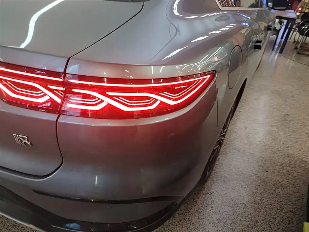 BYD Han 2022 DM-i 121KM Premium Edition фото 8