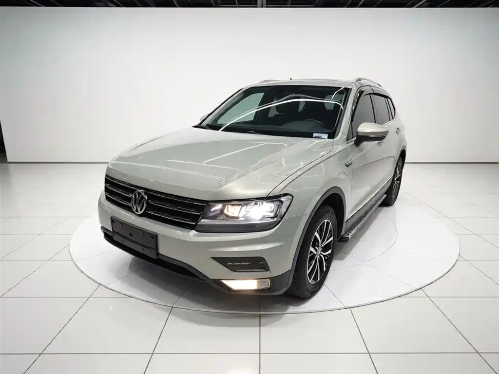 Volkswagen Tiguan L 2018 330TSI Automatic 2WD Luxury Edition