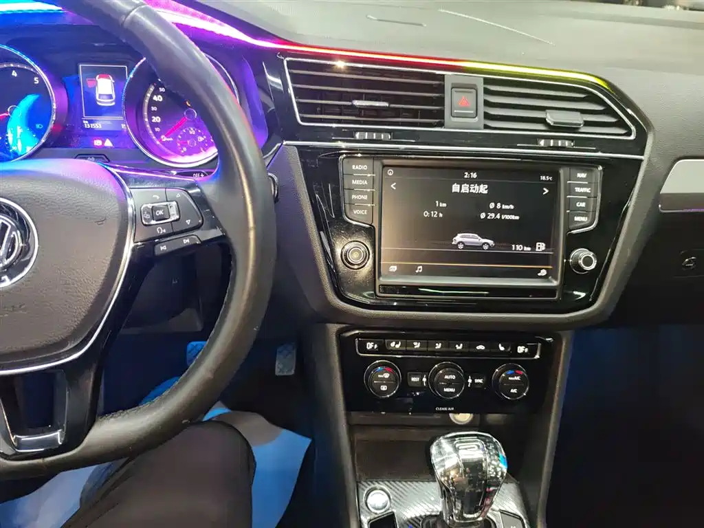 Volkswagen Tiguan L 2018 330TSI Automatic 2WD Luxury Edition фото 13