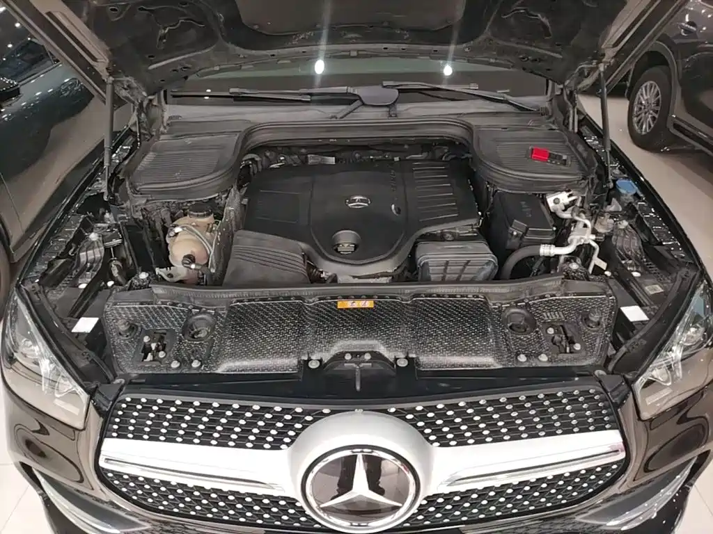Фото 20 - Mercedes-Benz GLE