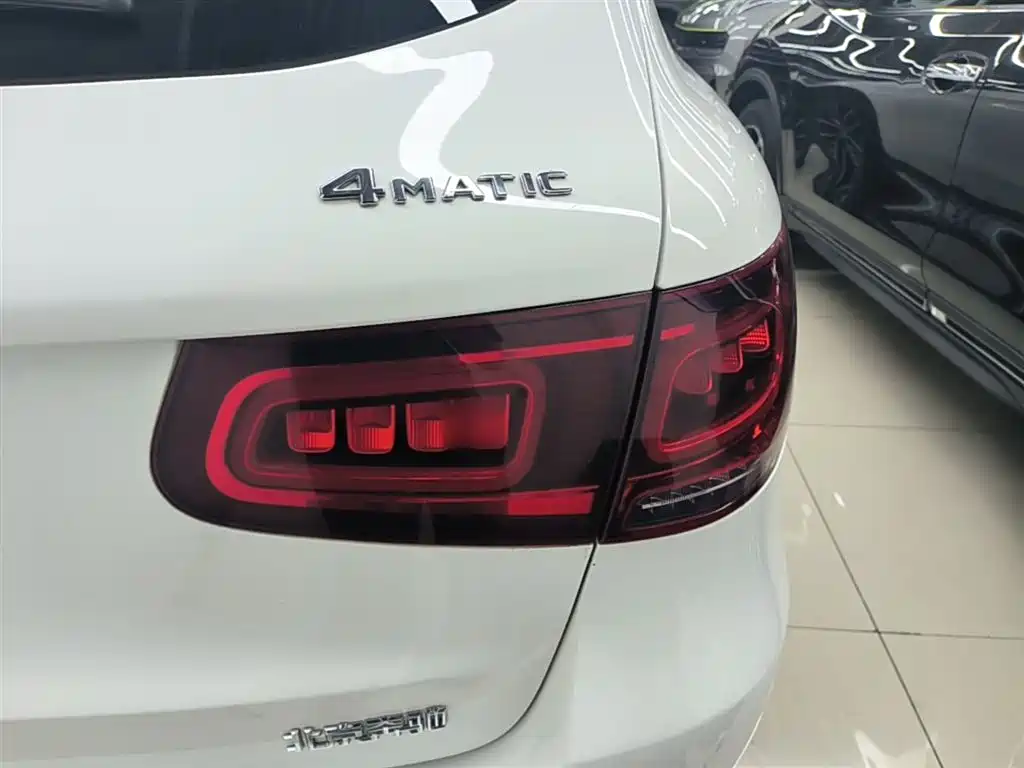 Mercedes-Benz GLC 2020 GLC 300 L 4MATIC Dynamic фото 24