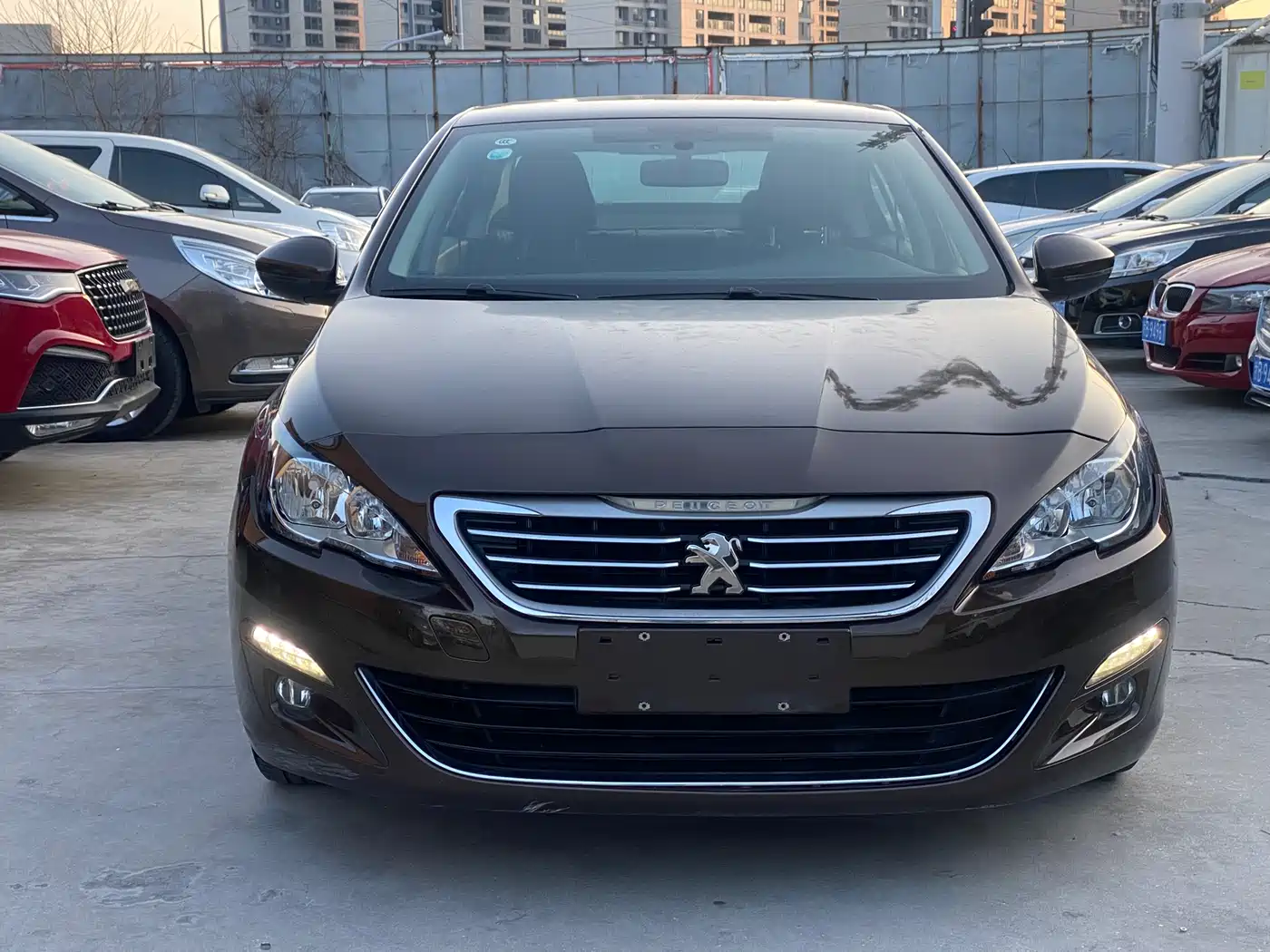 Peugeot 408 2014 1.8L Manual Leading Edition фото 2