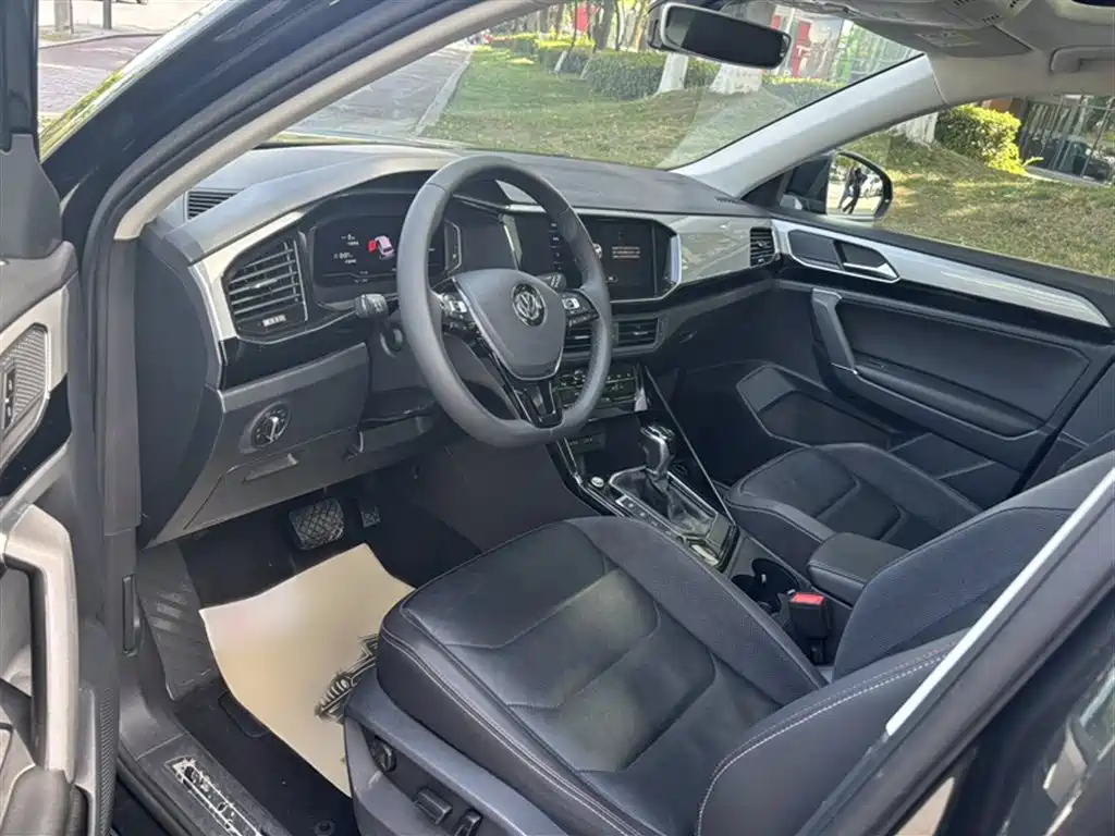 Volkswagen Tayron 2020 330TSI 2WD Luxury Smart Edition фото 13