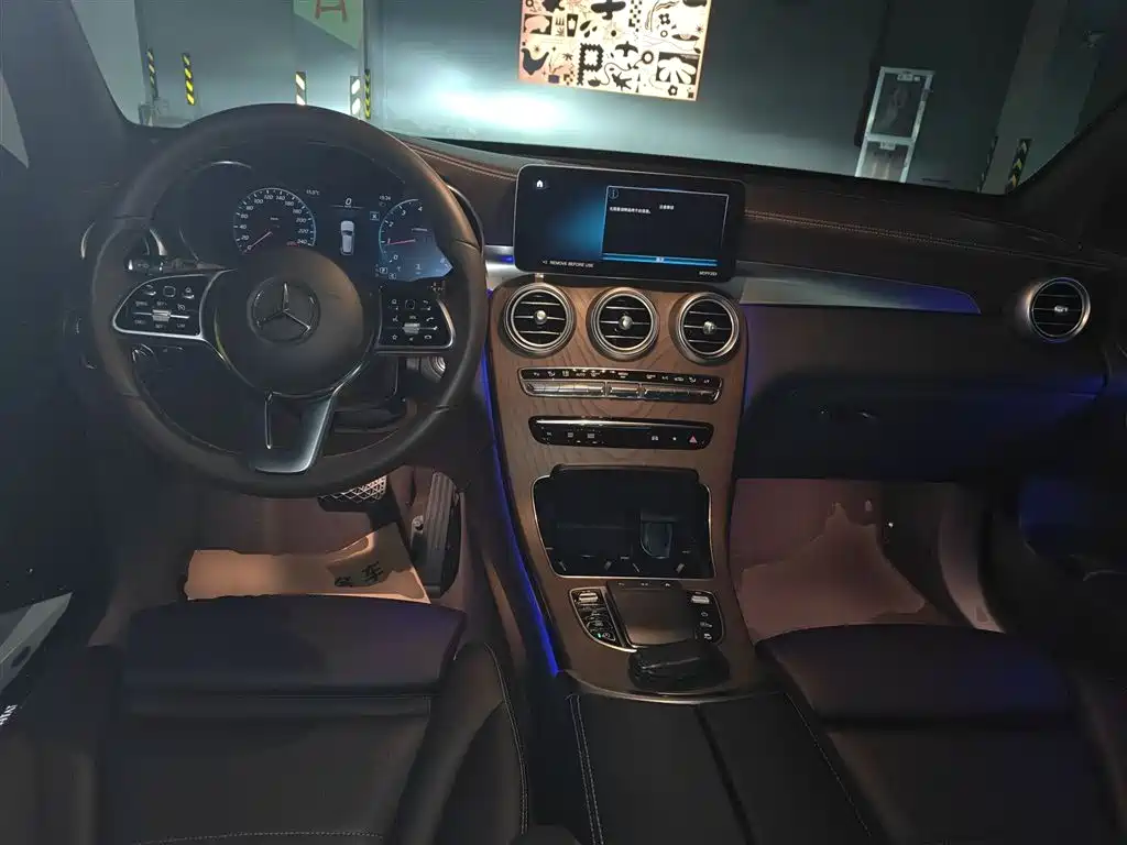Mercedes-Benz GLC 2022 Facelift GLC 300 L 4MATIC Dynamic Collector's Edition фото 6