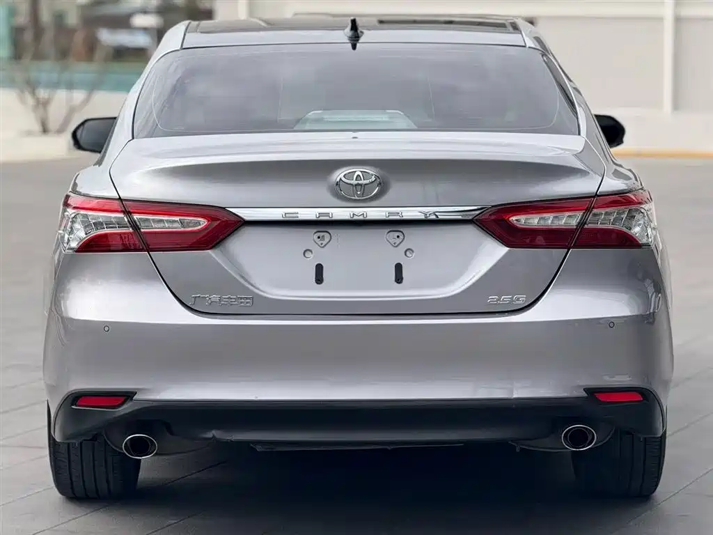 Toyota Camry 2021 2.5G Luxury Edition фото 8