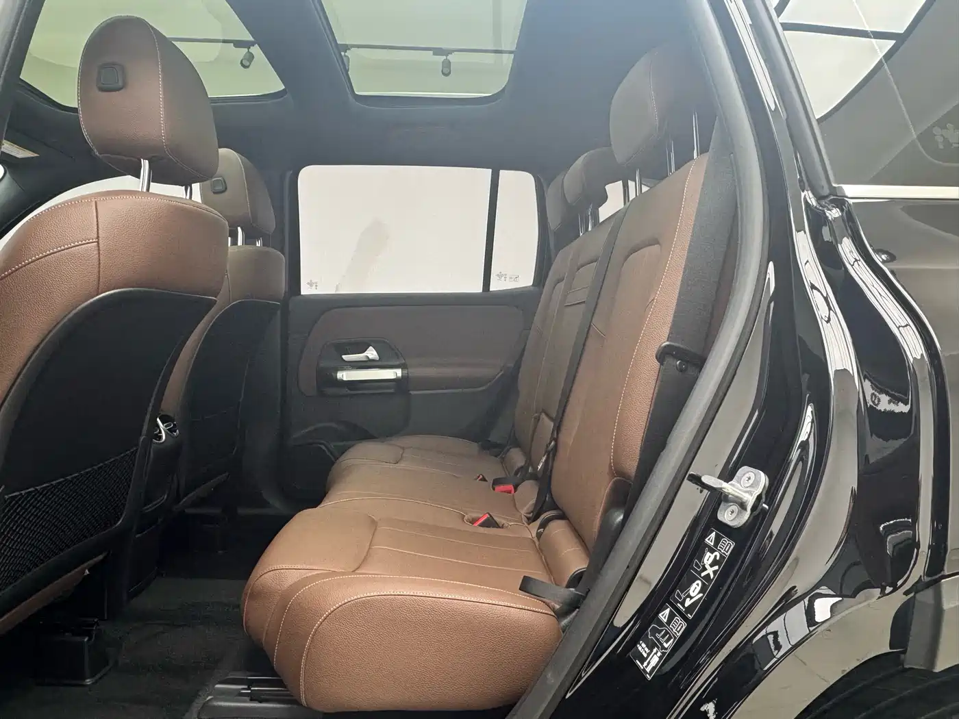 Mercedes-Benz GLB 2024 Facelift GLB 220 Dynamic фото 12