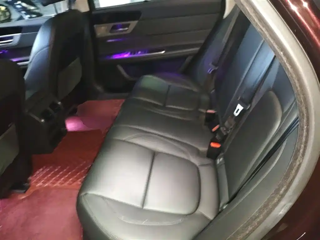 JAGUAR XFL