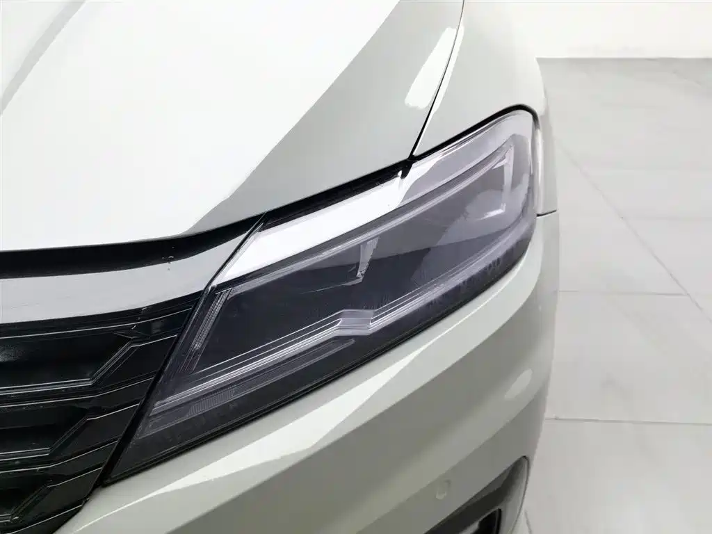 Volkswagen Lavida 2021 280TSI DSG Luxury Edition фото 7