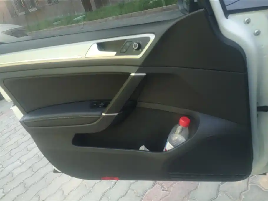 Volkswagen Golf 2018 230TSI Manual Comfort фото 7