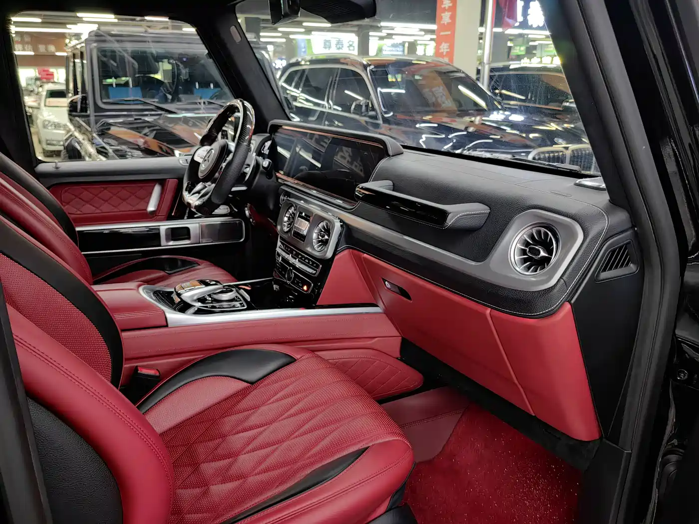 Mercedes-Benz G-Class фото 4