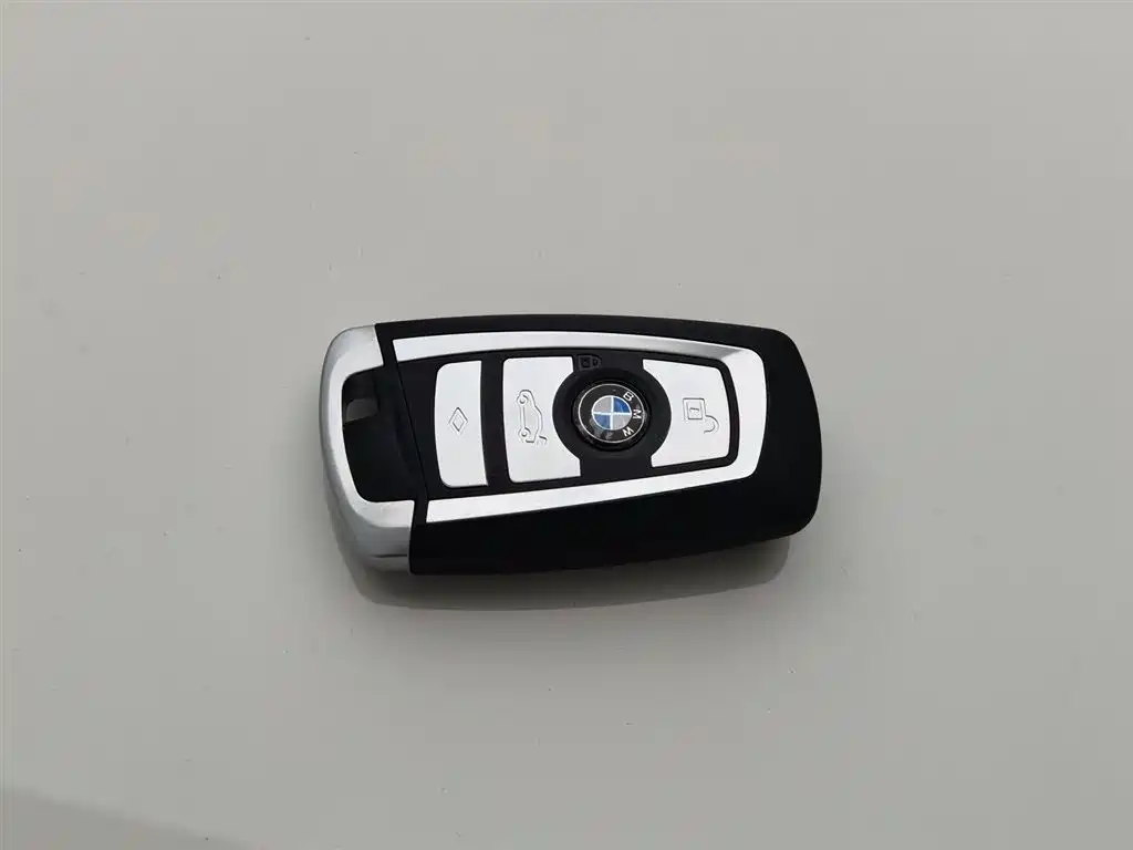 BMW 3 Series 2015 320i Super Joy Fashion фото 19