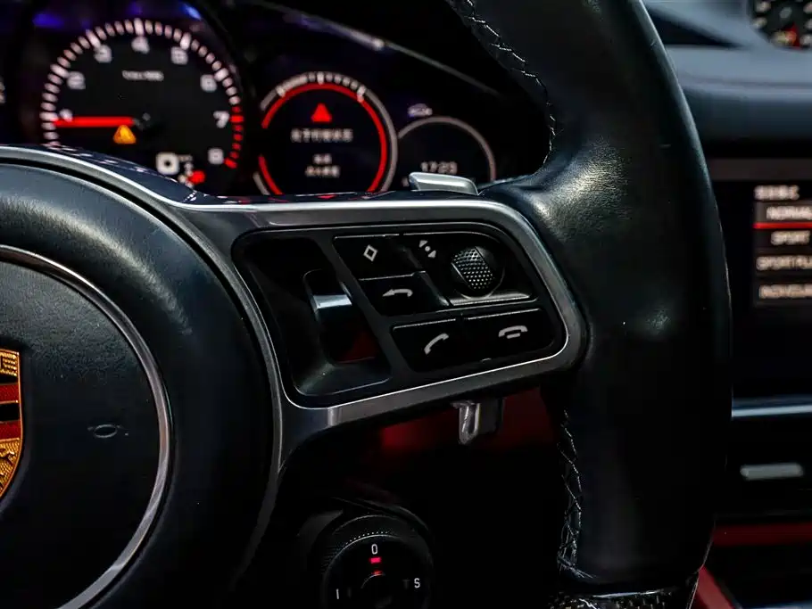 Porsche Cayenne 2019 Cayenne Coupé 3.0T фото 17