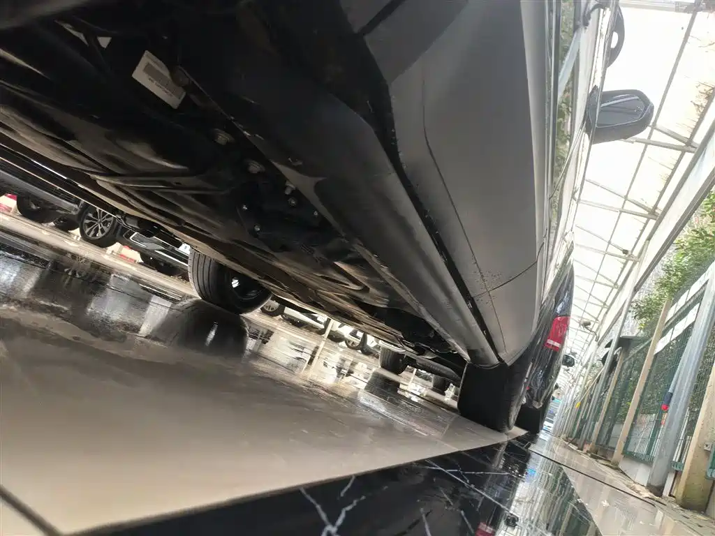 Volkswagen Teramont 2023 380TSI AWD Premium Luxury Edition фото 5
