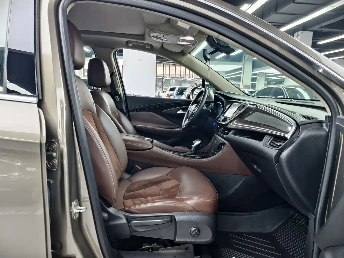 Buick Envision Plus 2016 28T 4WD Elite фото 10