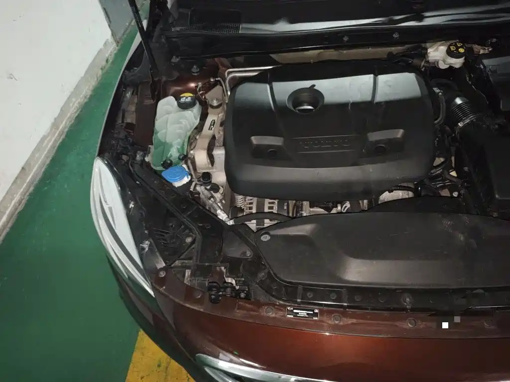Volvo V40 2018 2017 Cross Country T5 AWD Inscription