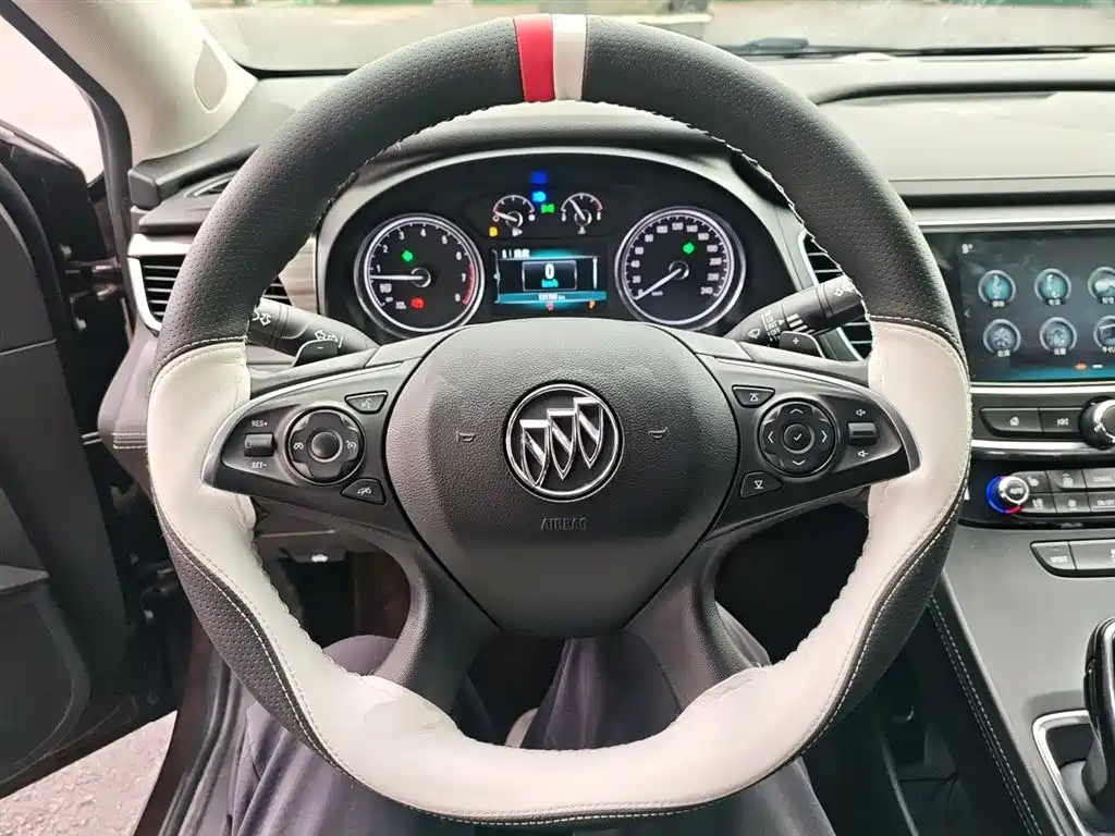 Buick LaCrosse 2018 Model 20T Elite Edition фото 11