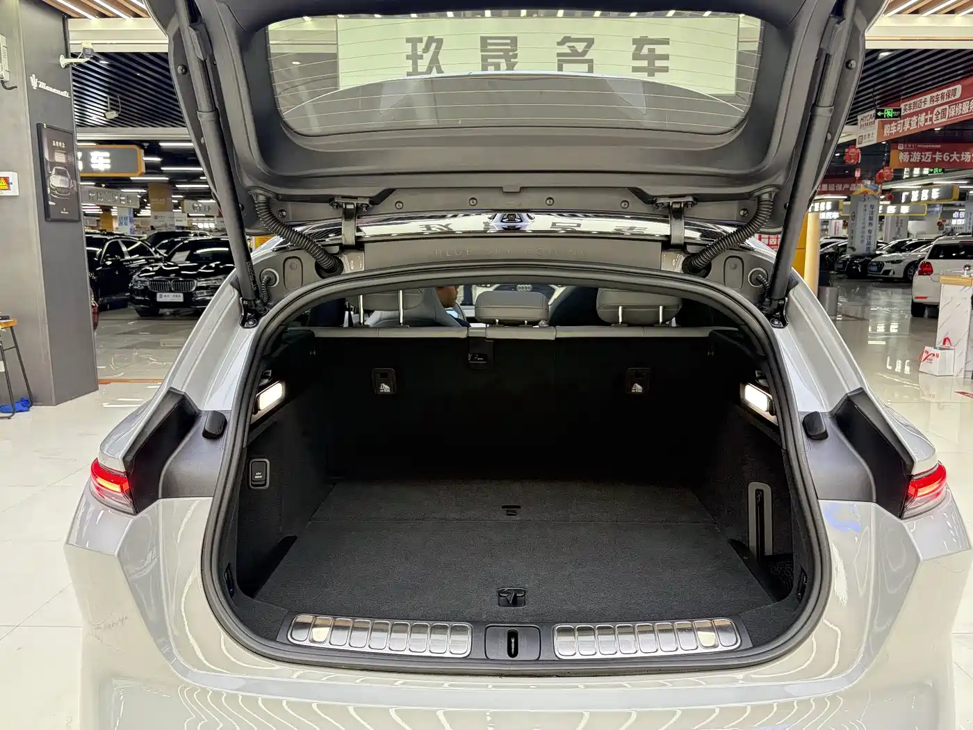 NIO ET5T 2024 2024 75kWh Touring