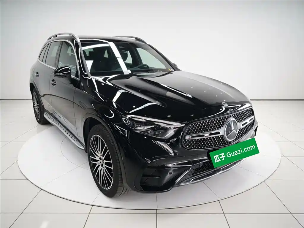 Mercedes-Benz GLC 2023 GLC 300 L 4MATIC Luxury 5-Seater фото 4