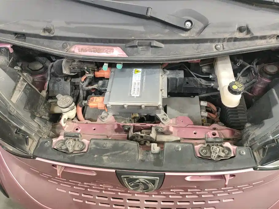 BAOJUN E100