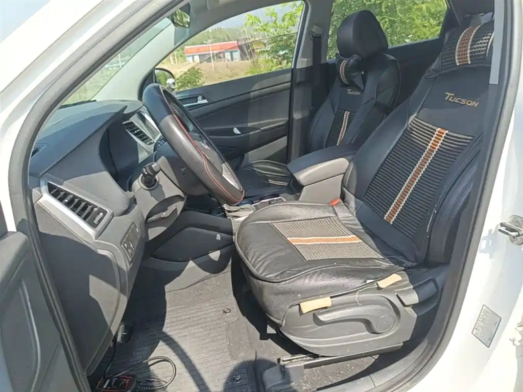 Hyundai Tucson 2015 1.6T Dual Clutch 2WD Smart фото 15